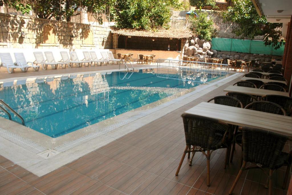 אלאניה Diamore Hotel מראה חיצוני תמונה